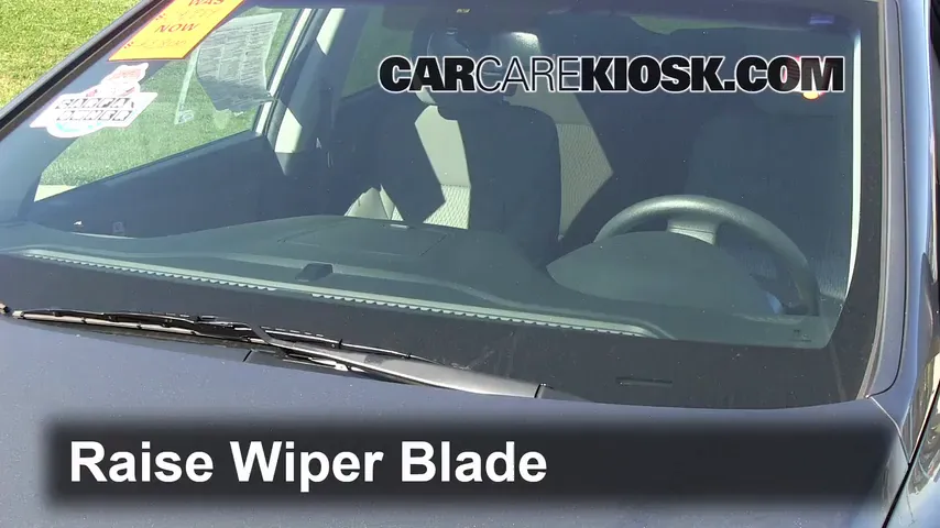 2013 Hyundai Santa Fe Sport 2.4L 4 Cyl. Windshield Wiper Blade (Front)